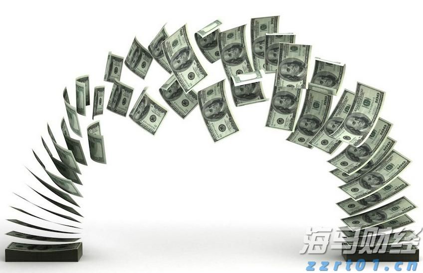 【新春走基层】市高铁汽车站投运后的首场春运